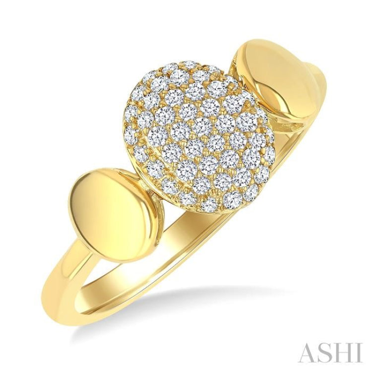 1/4 Ctw Oval Shape Pave Set Round Cut Diamond Ring in 10K Yellow Gold