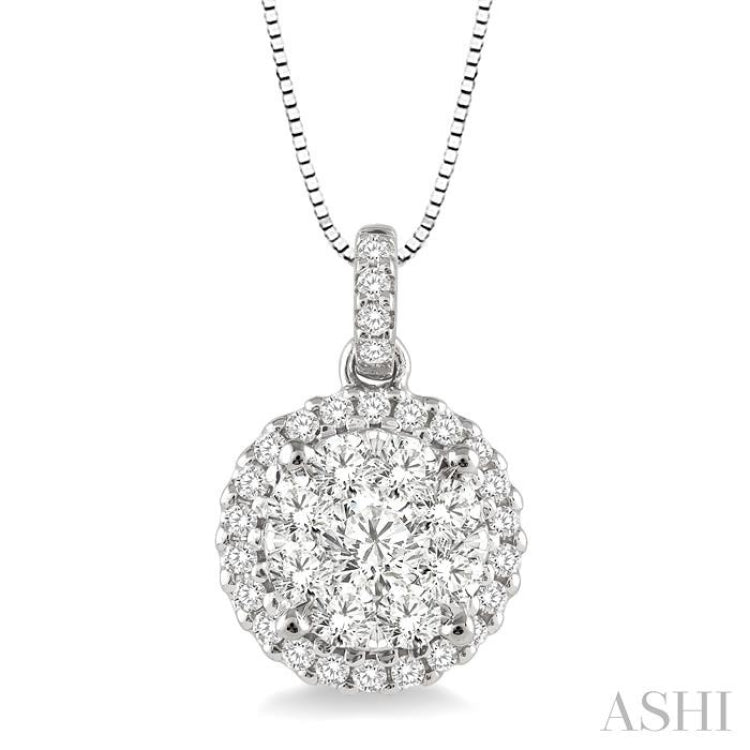 1/2 Ctw Lovebright Round Cut Diamond Pendant in 14K White Gold with Chain
