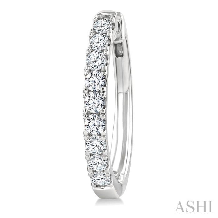 1 Ctw Round Cut Diamond Hoop Earrings in 14K White gold