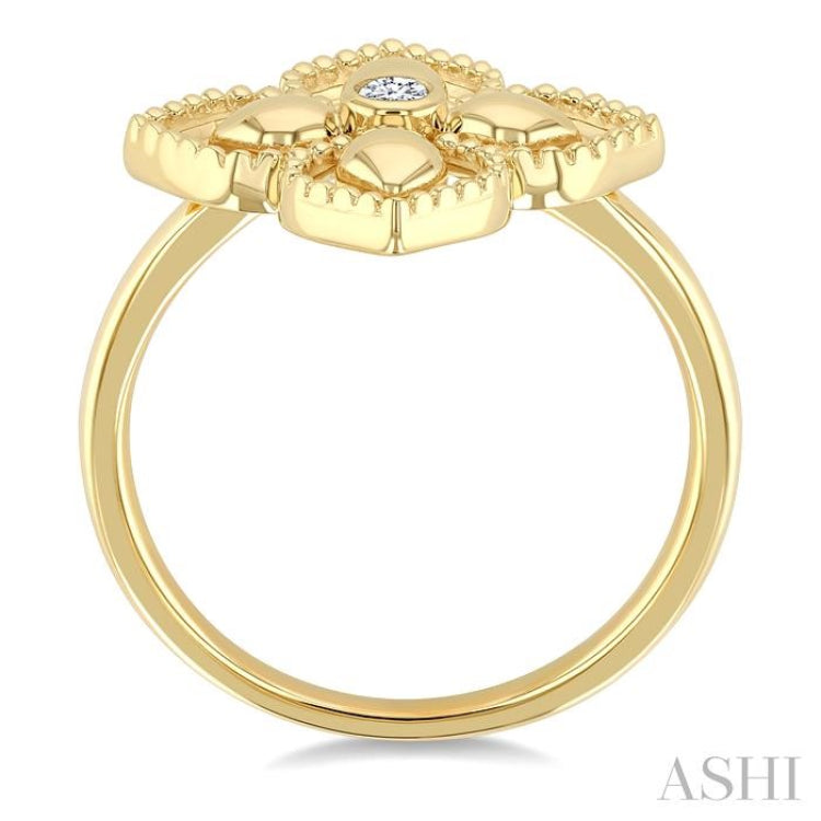 1/20 Ctw Floral Medallion Bezel Set Round Cut Diamond Fashion Ring in 10K Yellow Gold