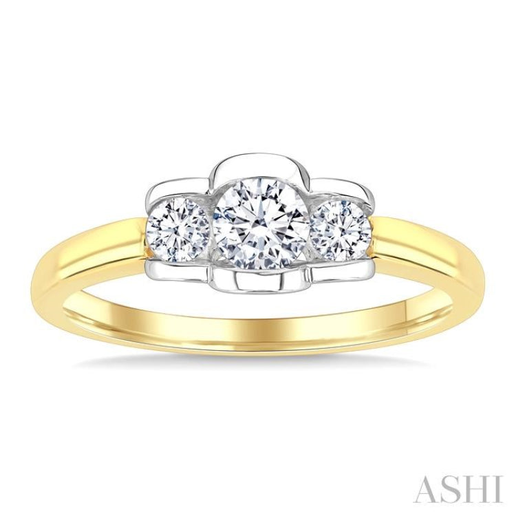 1/2 Ctw 3-Stone Round Cut Diamond Fashion Ring in 14K Yellow and White Gold