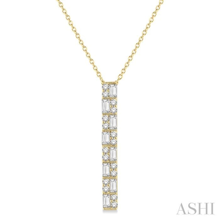 1/2 Ctw Basket Weave Baguette and Round Cut Diamond Pendant With Chain in 14K Yellow Gold
