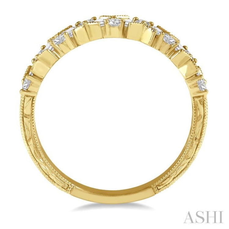5/8 Ctw Zigzag Baguette and Round Cut Diamond Band in 14K Yellow Gold