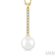 7 MM Round Shape Cultured Pearl and 1/10 Ctw Petite Round Cut Diamond Fashion Pendant With Chain in 10K Yellow Gold