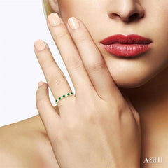 2.25 MM Emerald and 1/4 Ctw Round Cut Diamond Precious Wedding Band in 14K Yellow Gold